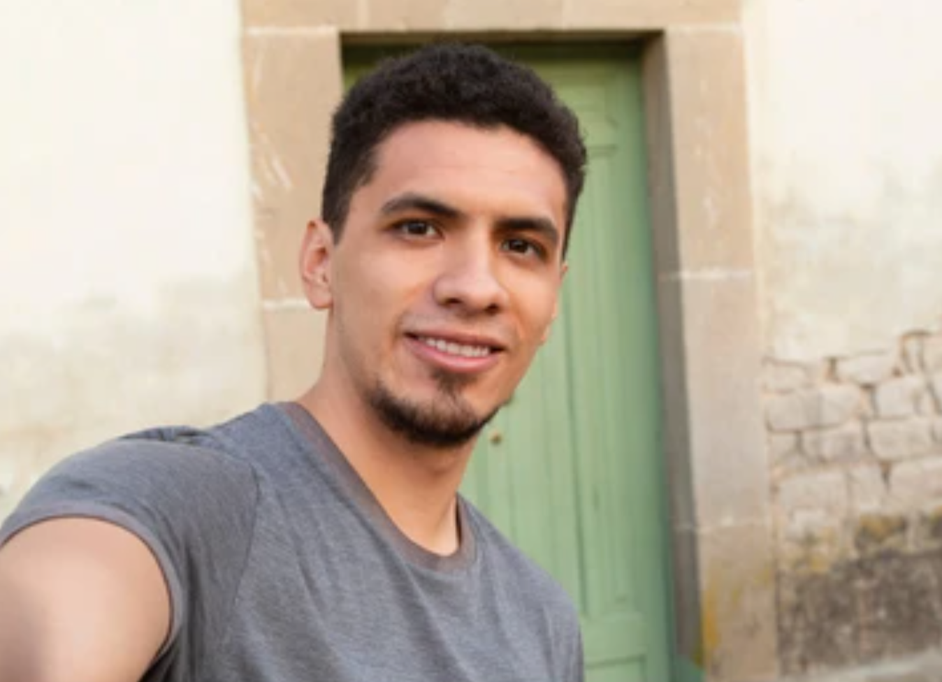 <em>Sergio V.</em>
