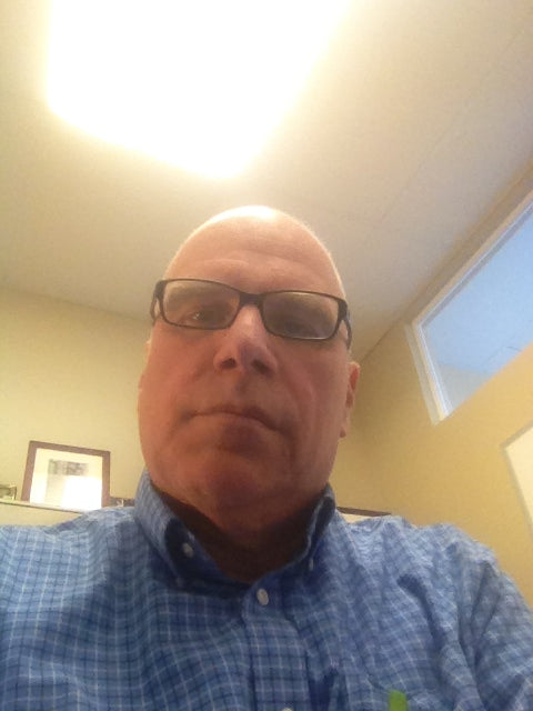 <em>Lucas R.</em>